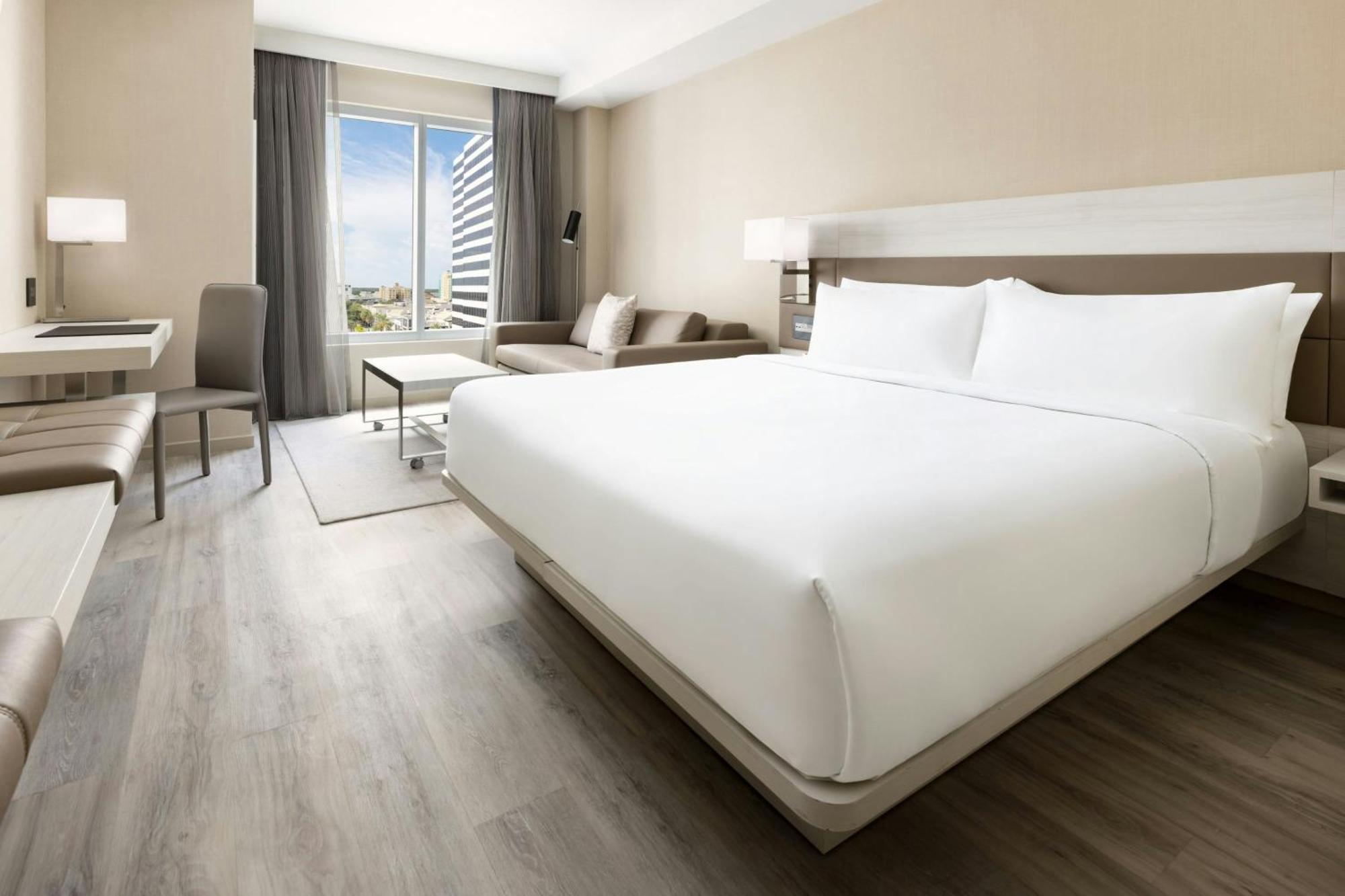 Hotel Ac Downtown