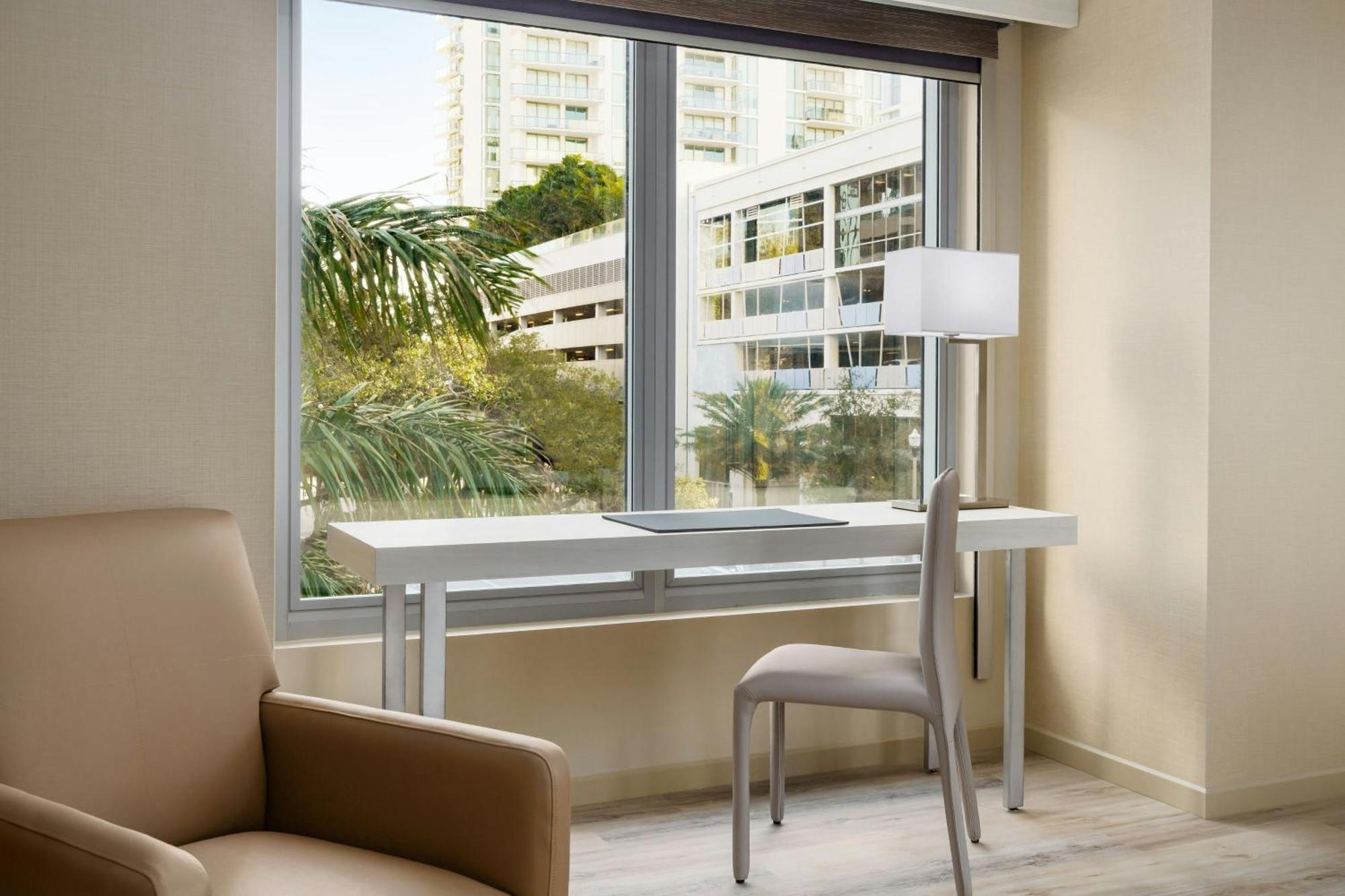 Ac Downtown 3* St. Petersburg
